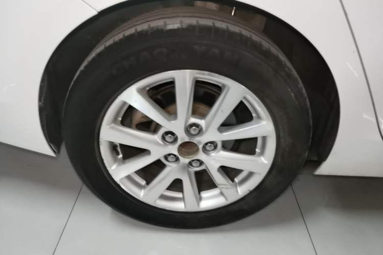 Used Chevrolet Malibu 2014 2.0L Automatic Luxury Edition Right Rear Wheel Hub