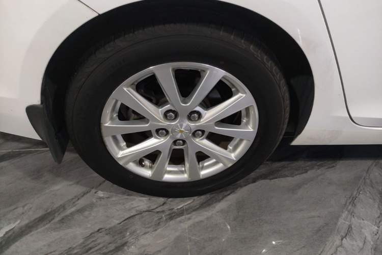 Used Chevrolet Malibu 2014 2.0L Automatic Luxury Edition Right Rear Wheel Hub