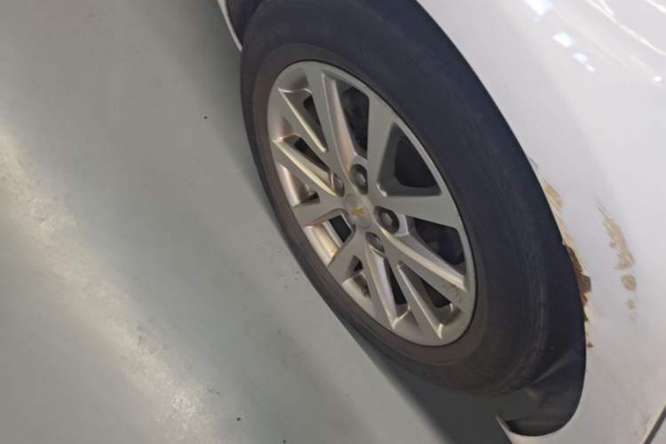 Used Chevrolet Malibu 2014 2.0L Automatic Luxury Edition Right Rear Wheel Hub