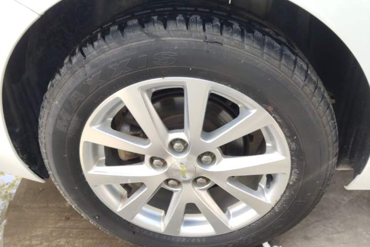 Used Chevrolet Malibu 2014 2.0L Automatic Luxury Edition Right Rear Wheel Hub