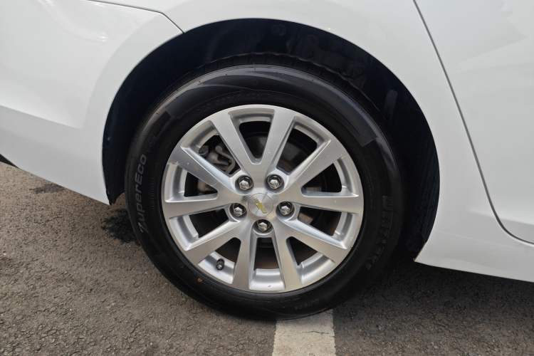 Used Chevrolet Malibu 2014 2.4L Automatic Luxury Edition Right Rear Wheel Hub