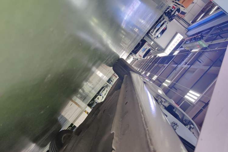 Used Chevrolet Malibu 2014 2.0L Automatic Luxury Edition Right Side Sill