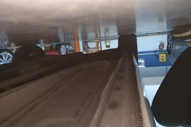 Used Chevrolet Malibu 2014 2.0L Automatic Luxury Edition Right Side Sill
