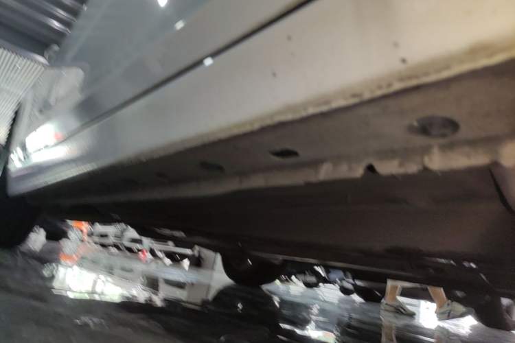 Used Chevrolet Malibu 2014 2.0L Automatic Luxury Edition Right Side Sill