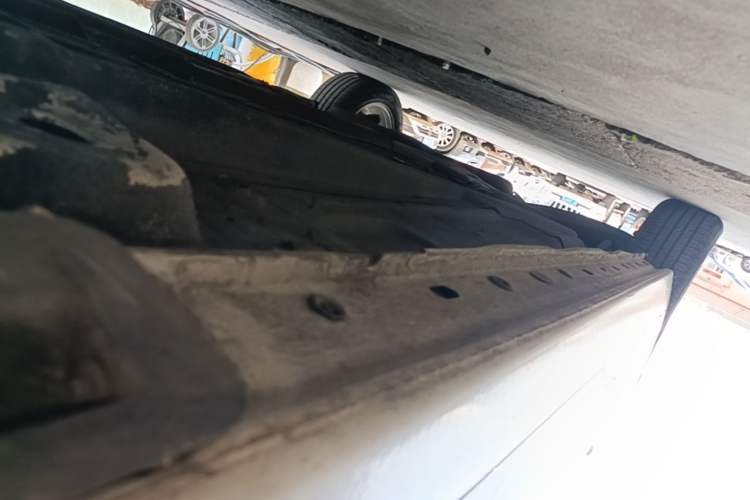 Used Chevrolet Malibu 2014 2.0L Automatic Luxury Edition Right Side Sill