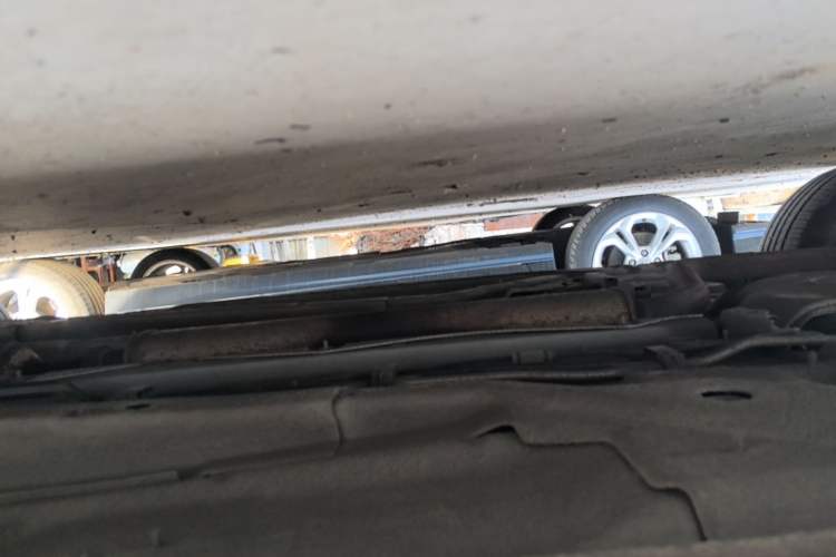 Used Chevrolet Malibu 2014 2.0L Automatic Luxury Edition Right Side Sill