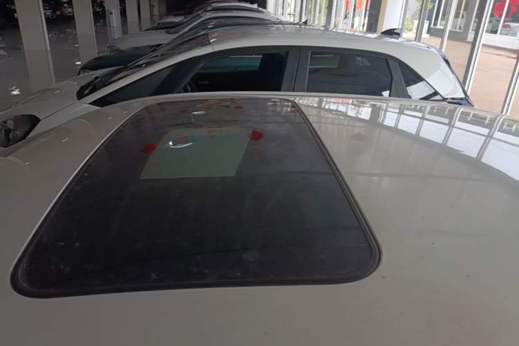 Used Chevrolet Malibu 2014 2.0L Automatic Comfort Edition Roof