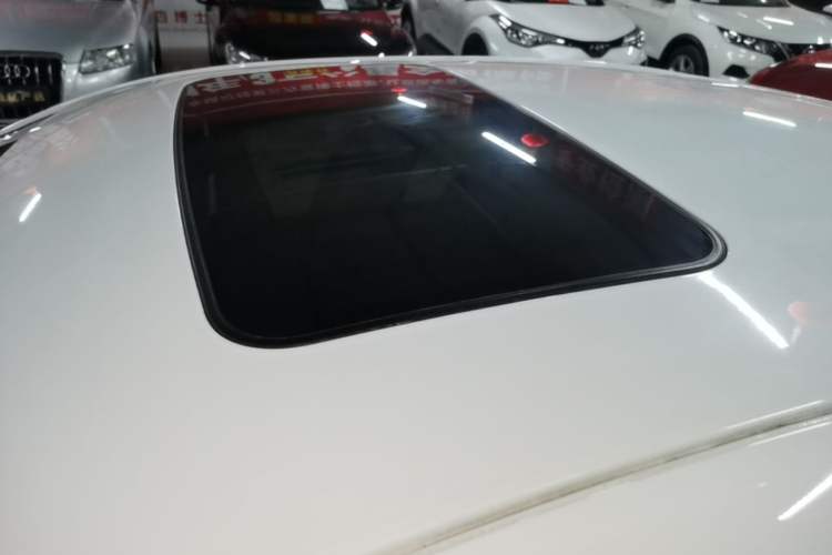 Used Chevrolet Malibu 2014 2.0L Automatic Luxury Edition Roof