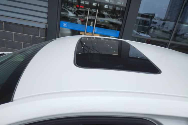 Used Chevrolet Malibu 2014 2.0L Automatic Comfort Edition Roof