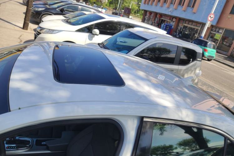 Used Chevrolet Malibu 2014 2.0L Automatic Luxury Edition Roof