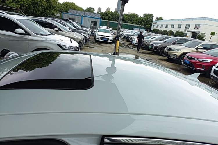 Used Chevrolet Malibu 2014 2.0L Automatic Luxury Edition Roof