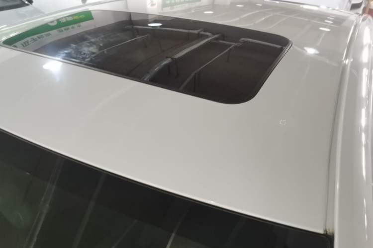 Used Chevrolet Malibu 2014 2.0L Automatic Luxury Edition Roof