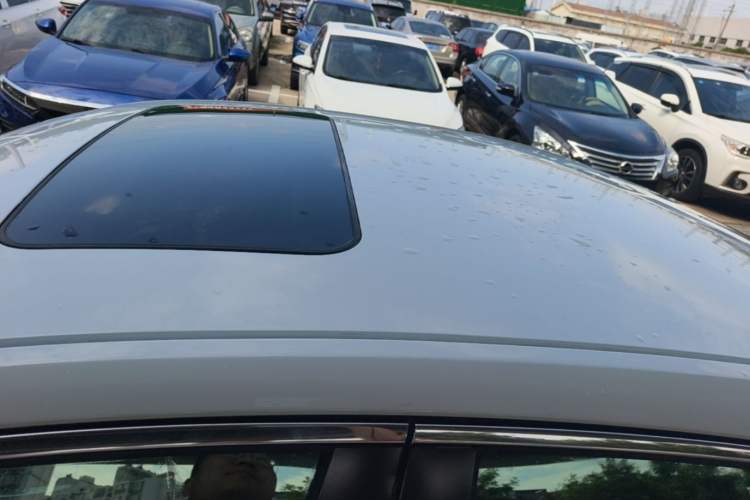 Used Chevrolet Malibu 2014 1.6T Automatic Comfort Edition Roof