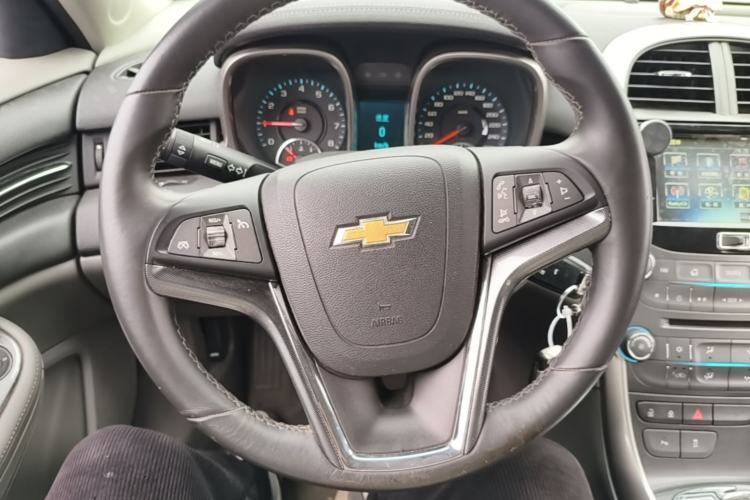 Used Chevrolet Malibu 2014 2.0L Automatic Luxury Edition Steering Wheel