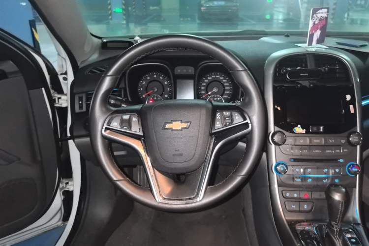 Used Chevrolet Malibu 2014 2.0L Automatic Luxury Edition Steering Wheel