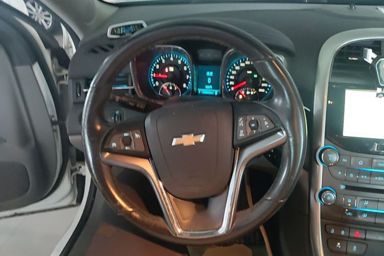 Used Chevrolet Malibu 2014 2.0L Automatic Luxury Edition Steering Wheel