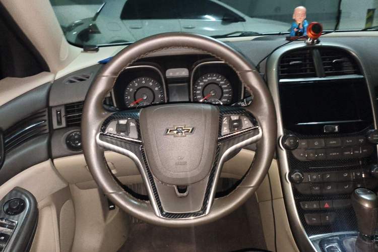 Used Chevrolet Malibu 2014 2.0L Automatic Luxury Edition Steering Wheel