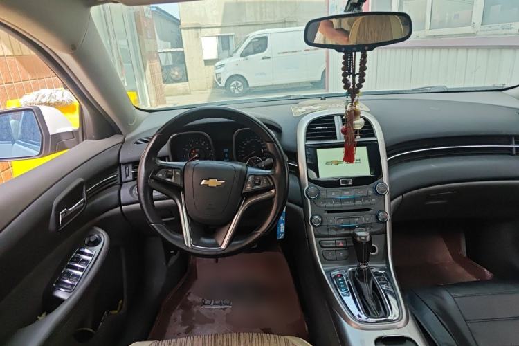 Used Chevrolet Malibu 2014 2.0L Automatic Luxury Edition Steering Wheel