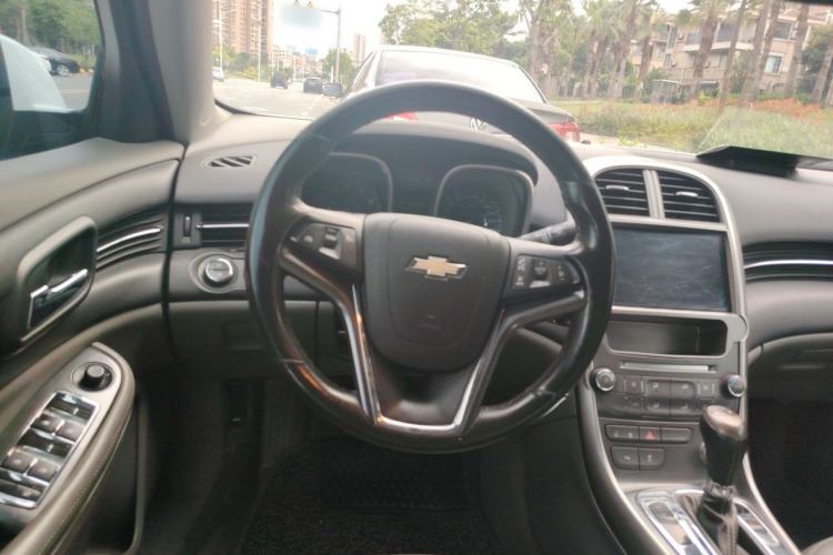 Used Chevrolet Malibu 2014 2.0L Automatic Luxury Edition Steering Wheel