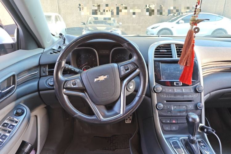 Used Chevrolet Malibu 2014 2.0L Automatic Luxury Edition Steering Wheel
