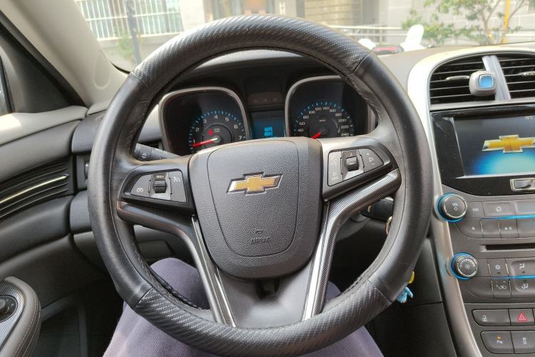 Used Chevrolet Malibu 2014 2.0L Automatic Luxury Edition Steering Wheel