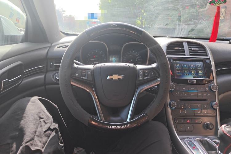Used Chevrolet Malibu 2014 2.0L Automatic Luxury Edition Steering Wheel