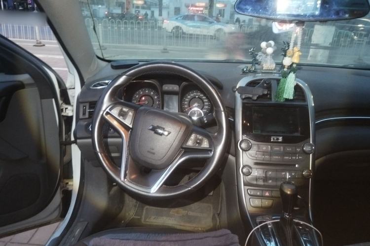 Used Chevrolet Malibu 2014 2.0L Automatic Luxury Edition Steering Wheel