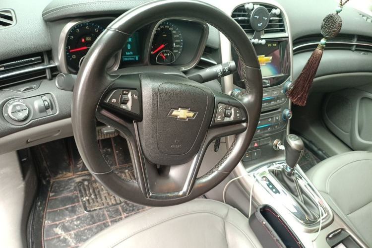 Used Chevrolet Malibu 2014 2.0L Automatic Luxury Edition Steering Wheel