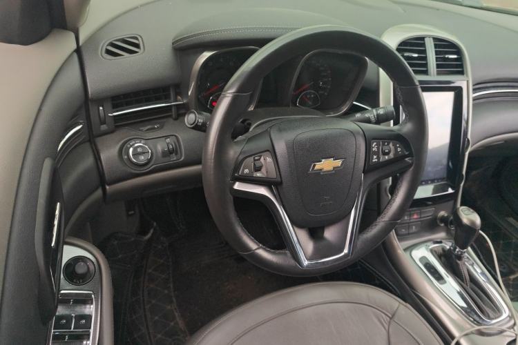 Used Chevrolet Malibu 2014 2.0L Automatic Luxury Edition Steering Wheel
