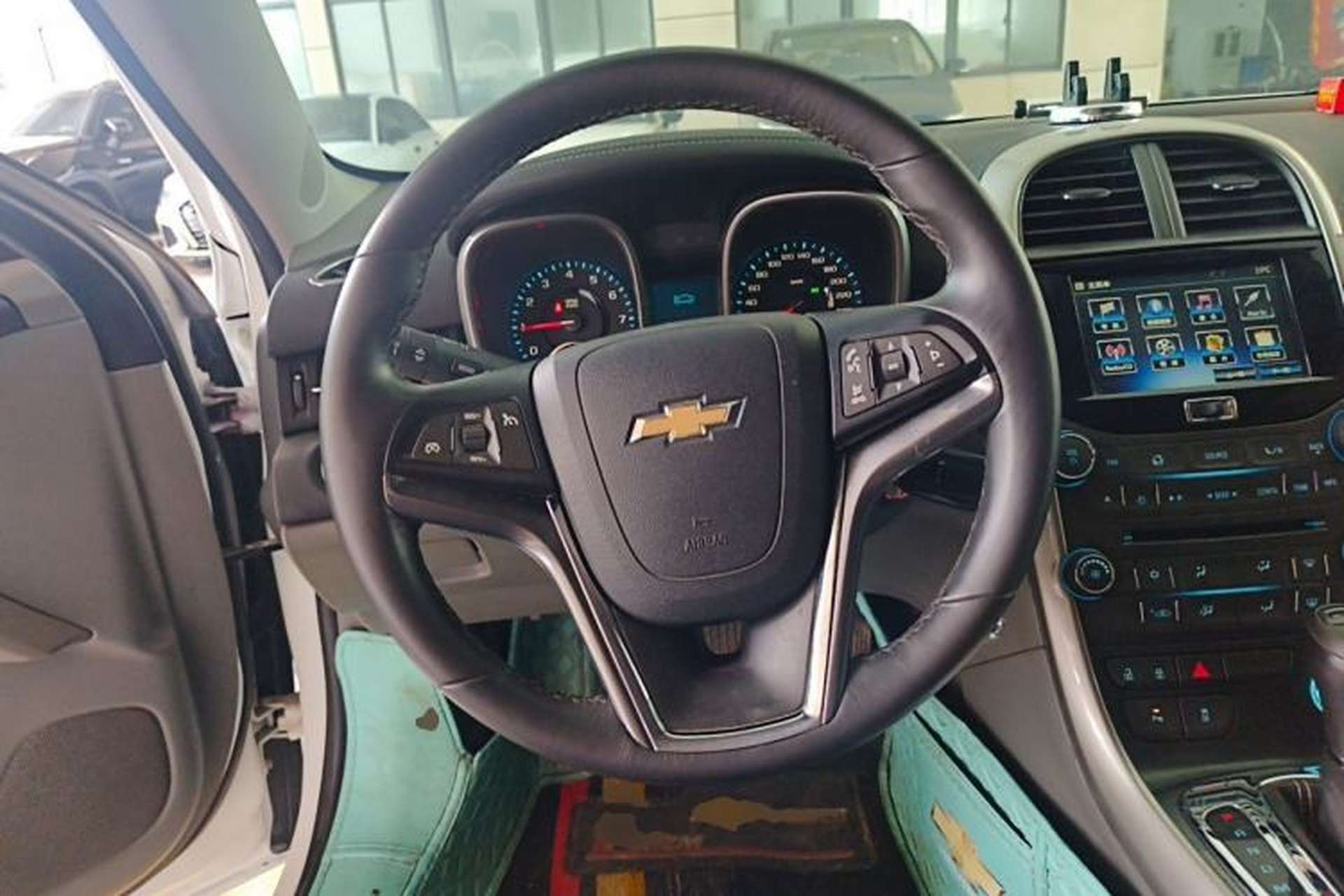 Used Chevrolet Malibu 2014 2.0L Automatic Luxury Edition Steering Wheel