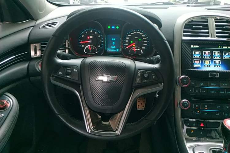 Used Chevrolet Malibu 2014 2.0L Automatic Luxury Edition Steering Wheel