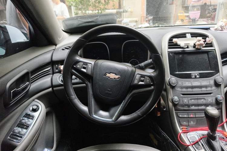 Used Chevrolet Malibu 2014 2.0L Automatic Luxury Edition Steering Wheel