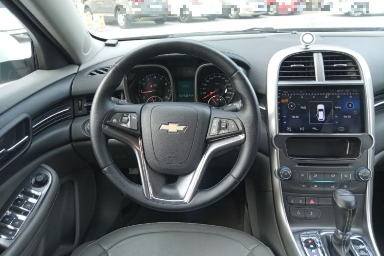 Used Chevrolet Malibu 2014 2.0L Automatic Luxury Edition Steering Wheel