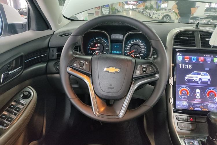 Used Chevrolet Malibu 2014 2.0L Automatic Luxury Edition Steering Wheel