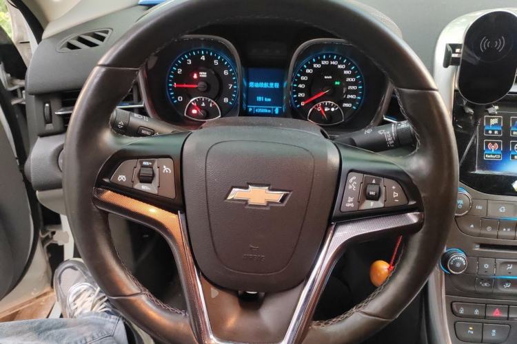 Used Chevrolet Malibu 2014 2.0L Automatic Luxury Edition Steering Wheel