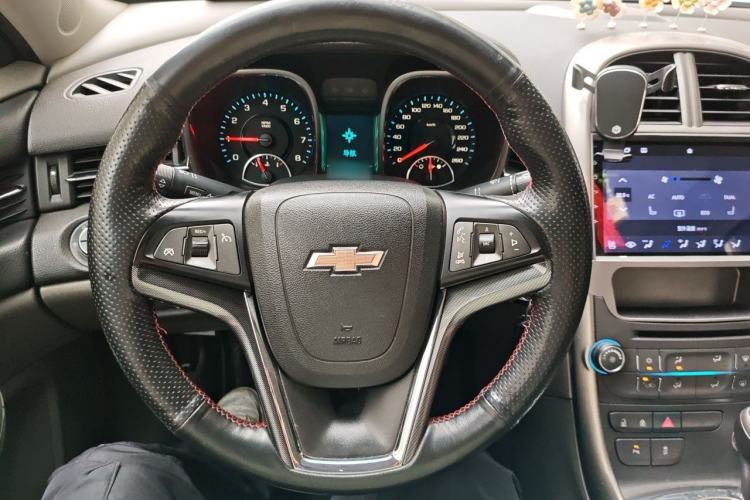 Used Chevrolet Malibu 2014 2.0L Automatic Luxury Edition Steering Wheel
