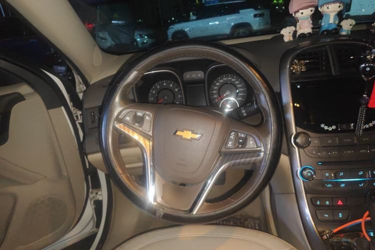 Used Chevrolet Malibu 2014 2.0L Automatic Luxury Edition Steering Wheel