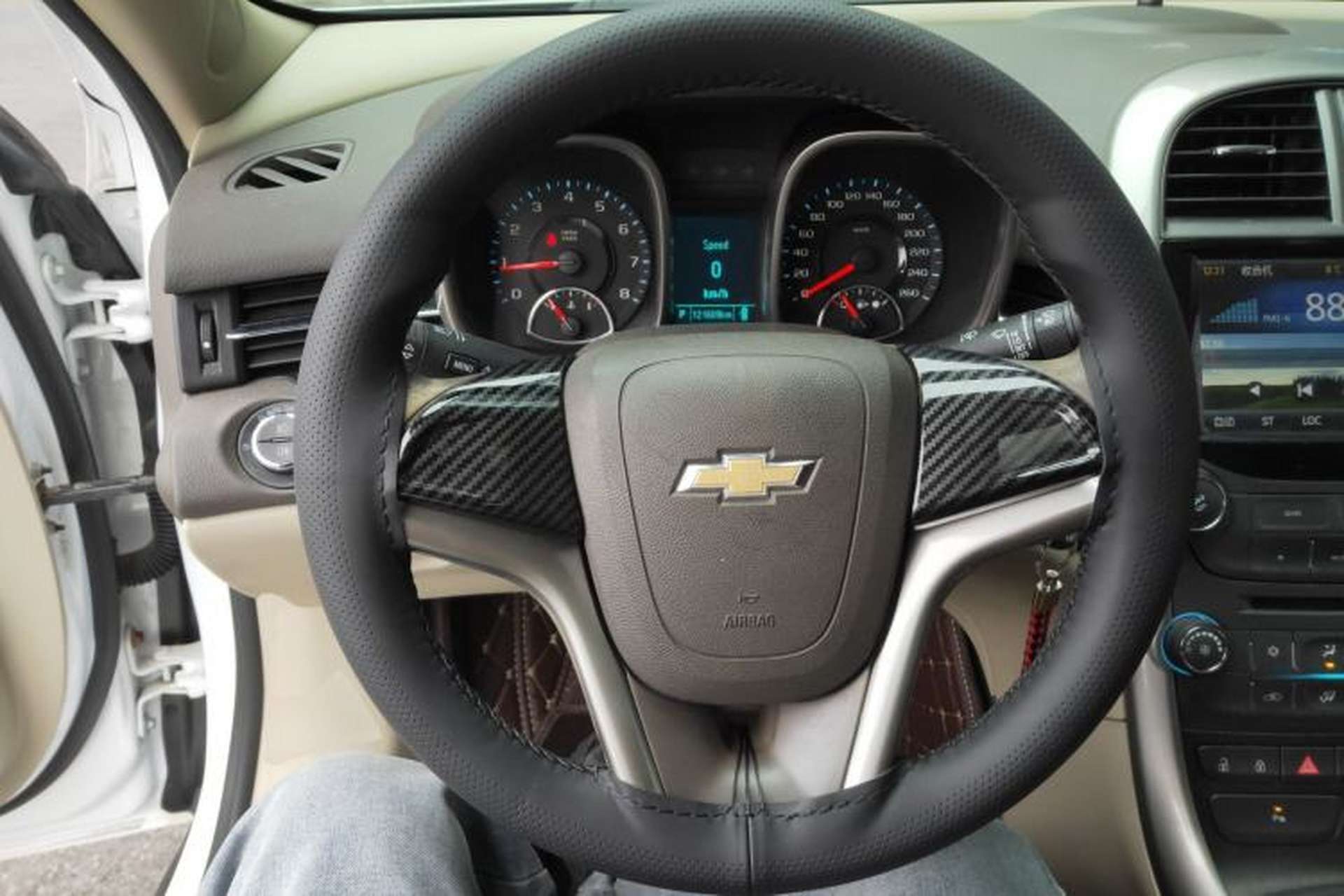 Used Chevrolet Malibu 2014 2.0L Automatic Comfort Edition Steering Wheel