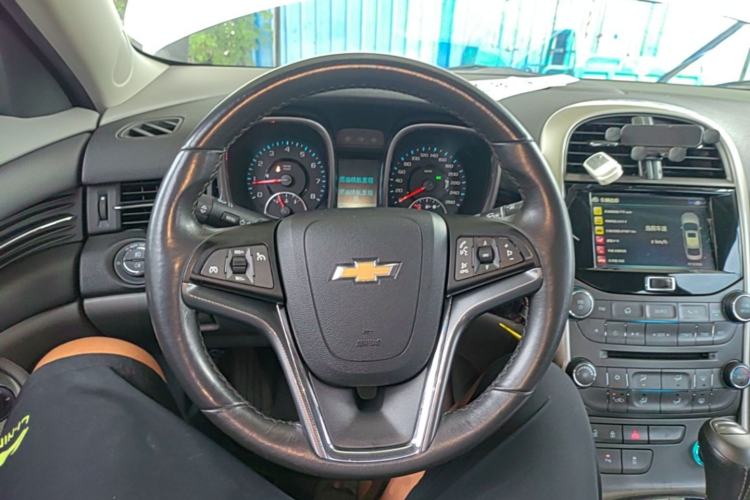 Used Chevrolet Malibu 2014 2.0L Automatic Luxury Edition Steering Wheel