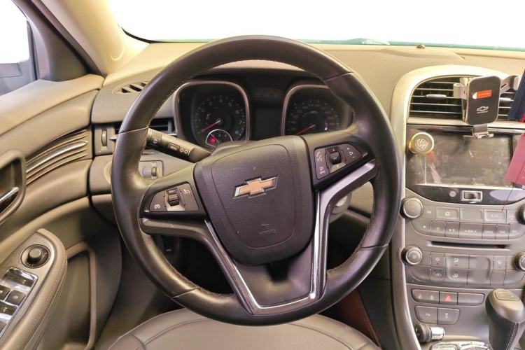 Used Chevrolet Malibu 2014 2.0L Automatic Luxury Edition Steering Wheel