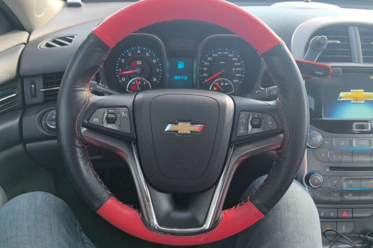 Used Chevrolet Malibu 2014 2.0L Automatic Luxury Edition Steering Wheel