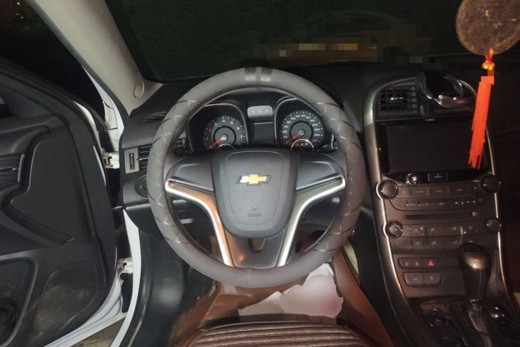 Used Chevrolet Malibu 2014 1.6T Automatic Comfort Edition Steering Wheel