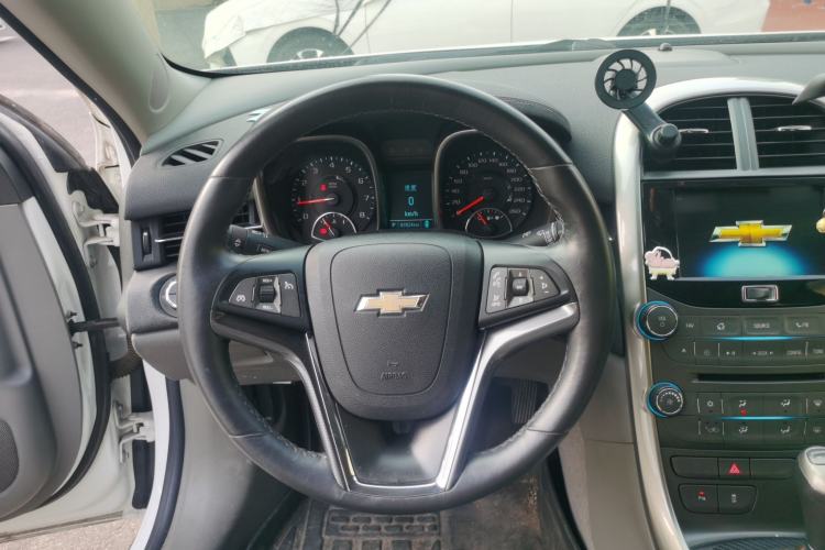 Used Chevrolet Malibu 2014 2.0L Automatic Luxury Edition Steering Wheel