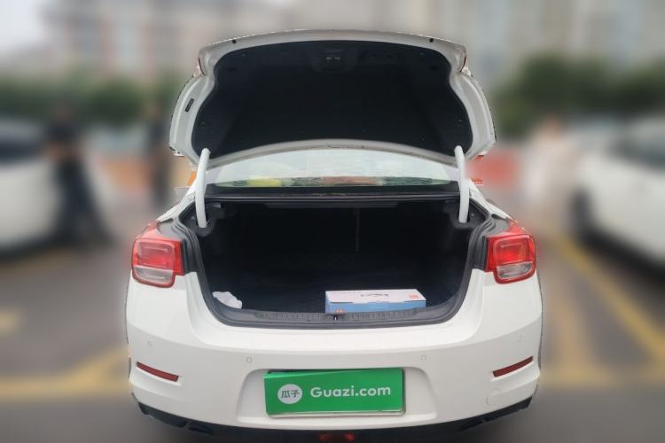 Used Chevrolet Malibu 2014 2.0L Automatic Comfort Edition Trunk