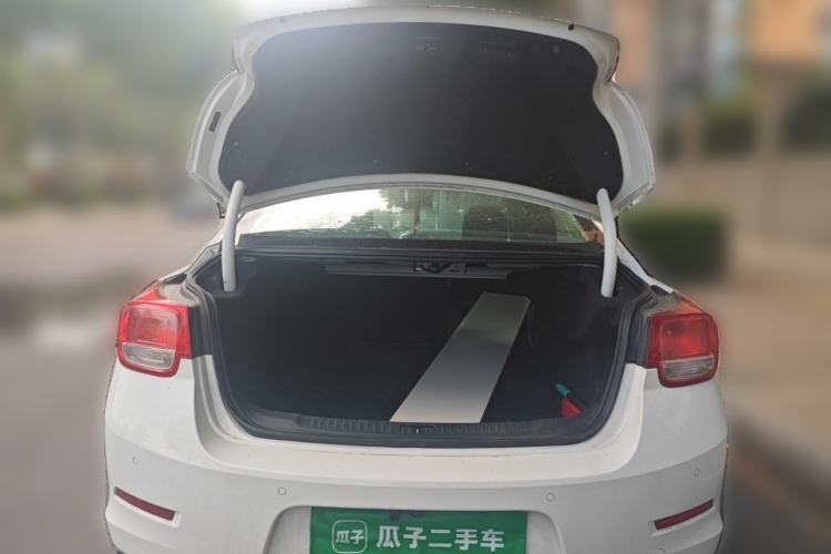 Used Chevrolet Malibu 2014 2.0L Automatic Luxury Edition Trunk