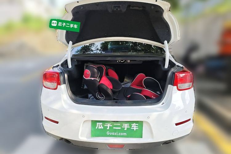 Used Chevrolet Malibu 2014 2.0L Automatic Luxury Edition Trunk