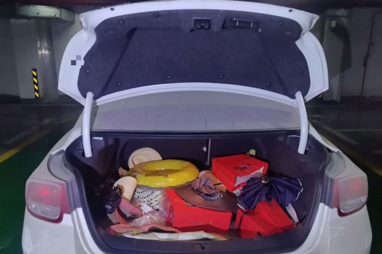 Used Chevrolet Malibu 2014 2.0L Automatic Luxury Edition Trunk