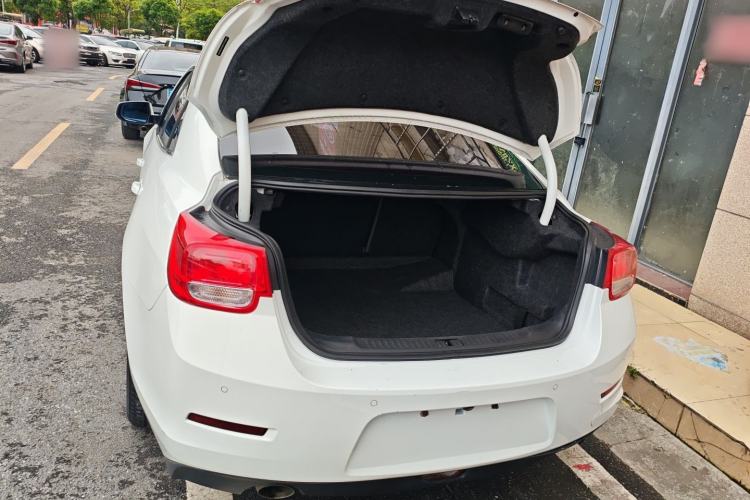 Used Chevrolet Malibu 2014 2.0L Automatic Luxury Edition Trunk