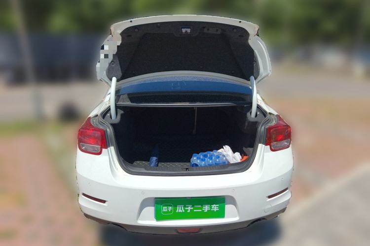 Used Chevrolet Malibu 2014 2.0L Automatic Comfort Edition Trunk