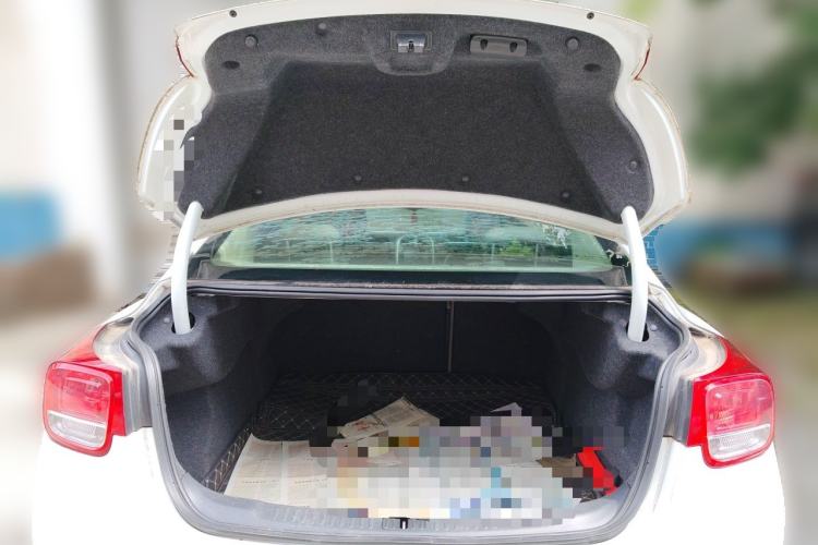 Used Chevrolet Malibu 2014 2.0L Automatic Luxury Edition Trunk